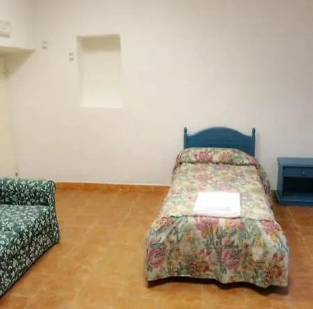 Hostel Foresteria La Gutula